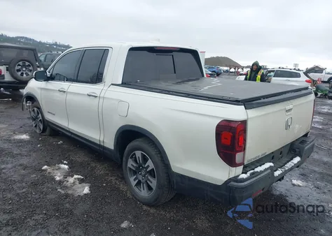 2017 Honda Ridgeline Rtl-E z USA, uszkodzony, nr VIN 5FPYK3F7XHB026385